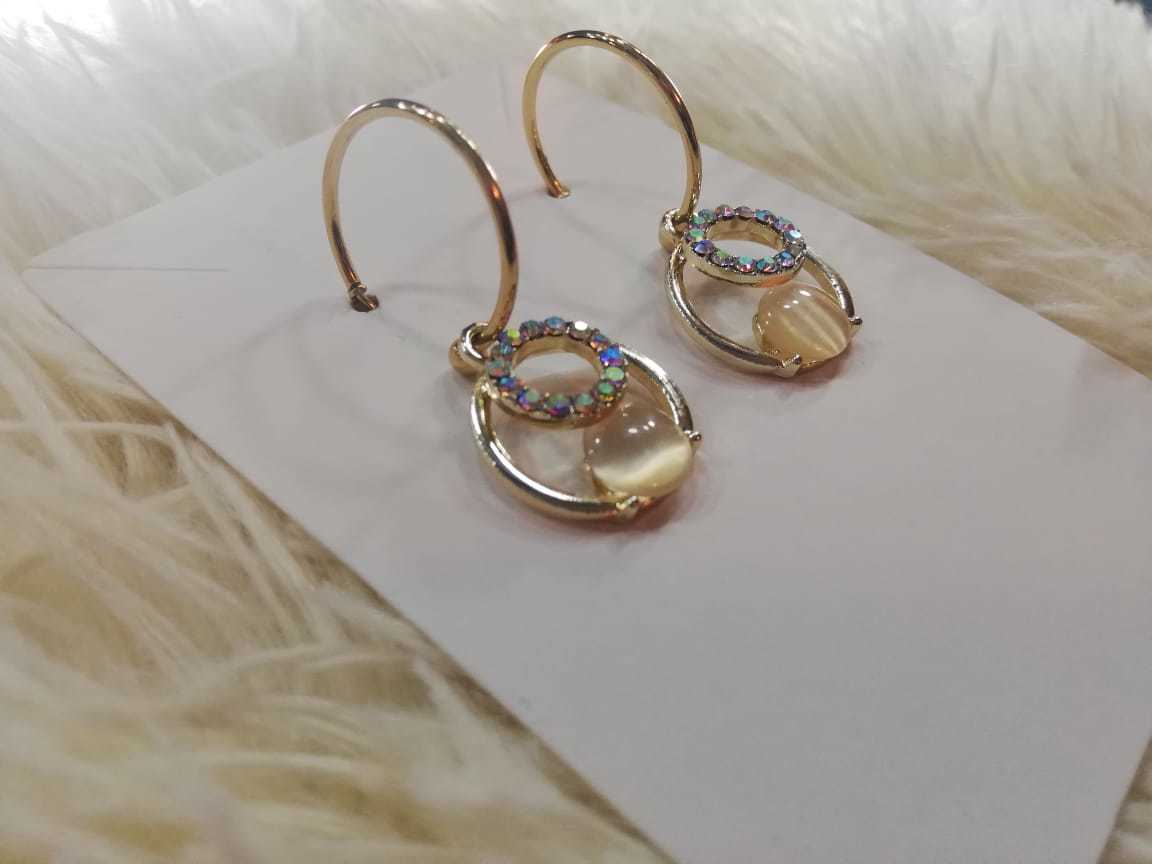 <span style="font-weight: bold; font-style: italic;">Aretes Coco</span>